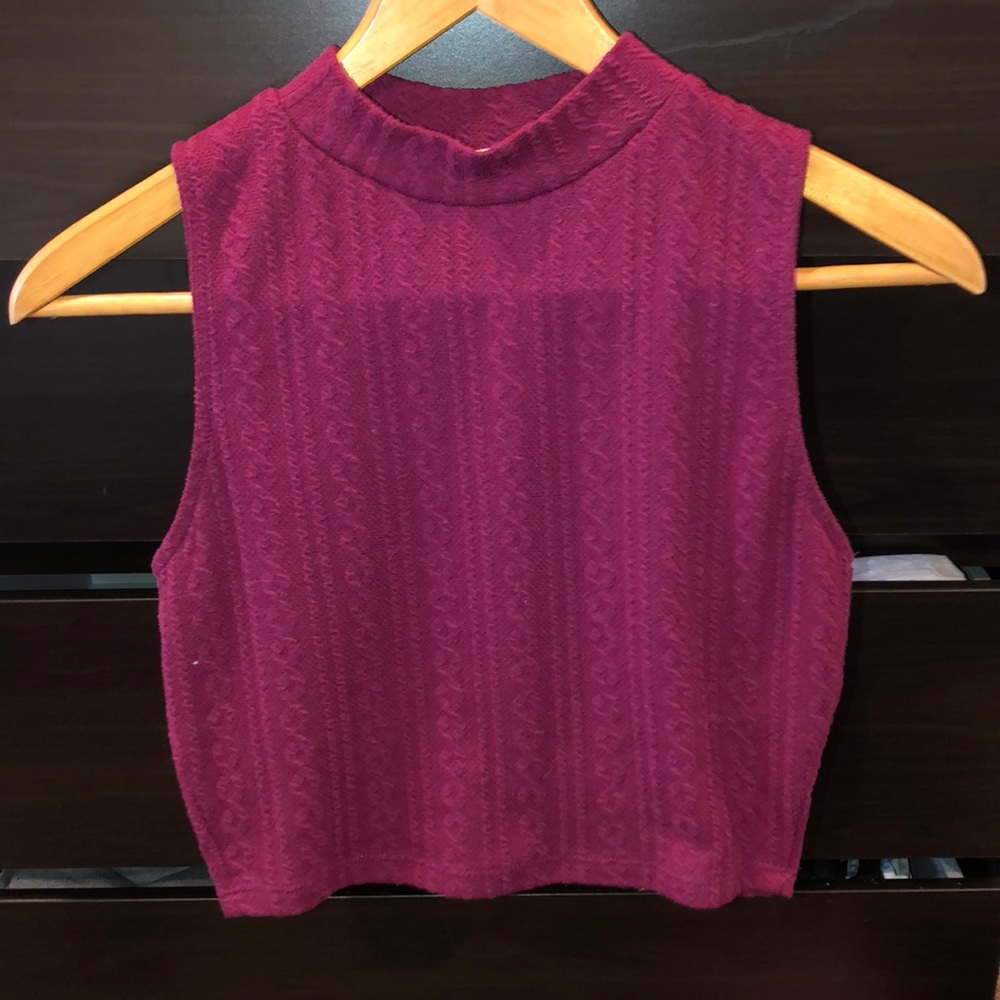 Everly crop halter top